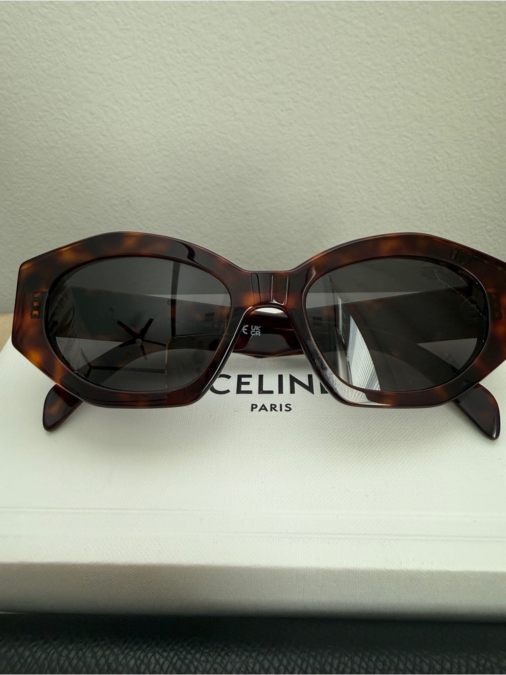 Celine Triomphe Logo Acetate Cat-Eye Sunglasses in Dark Havana Smoke - Picture 3 of 5